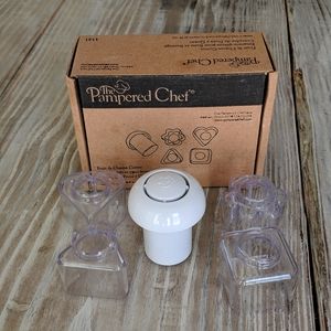 Pampered Chef fruit and cheese cutter